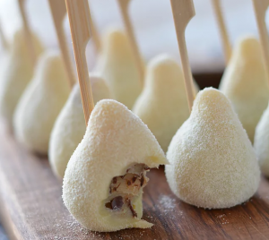 coxinha de brigadeiro 300x268 - Fazer Brigadeiro para vender?Por onde começar