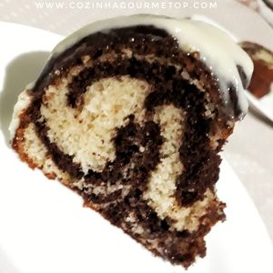 Bolo Mesclado de chocolate com Ninho